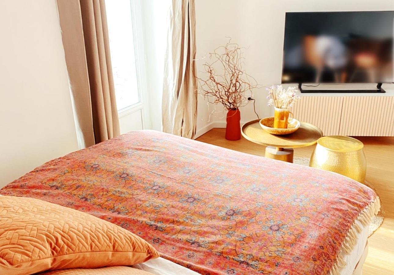 Le Boheme ⸱ Stationnement Gratuit ⸱ Fibre Apartment Deols Ngoại thất bức ảnh